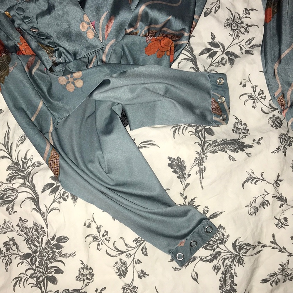 Zara blouse - Picture 2 of 3